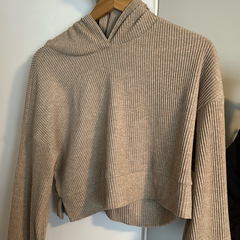 ALO cropped hoody & pant set